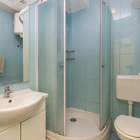 Pogled Penzion 3*