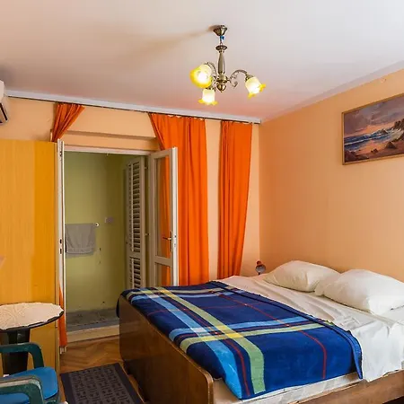 Pogled 3*